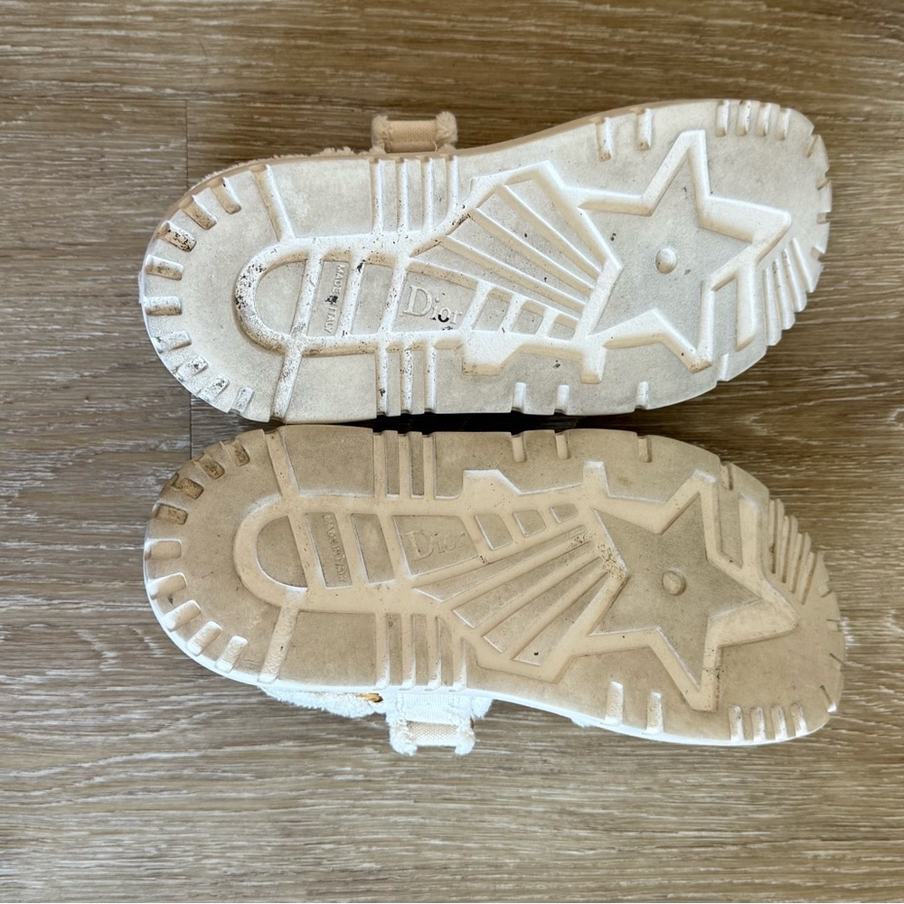 Dior off White Canvas Sandals with Gold Logo • 40 - Picture 5 of 5